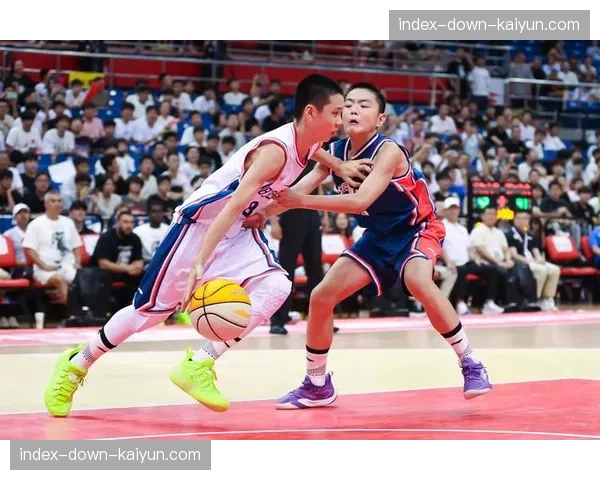 基层篮球活动联动，CBA季后赛带动全民健身热潮