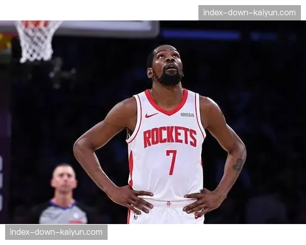 杜兰特确认缺席火箭对阵湖人G3，左脚踝扭伤持续肿胀